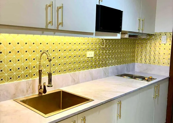 Bai Labi Luxury Lounge Aparthotel 4*
