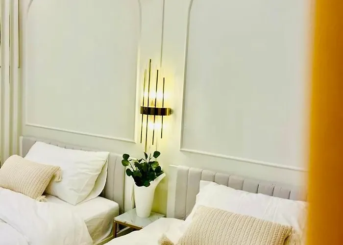 Bai Labi Luxury Lounge Aparthotel 4*