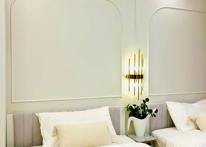 Aparthotel Bai Labi Luxury Lounge 4*